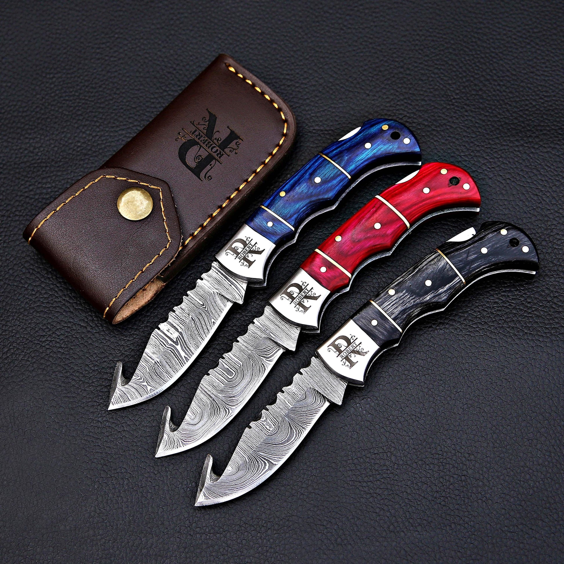 Damascus Folding Knife Set of 3 – Gut Hook Pocket Knives with Leather Sheath, Groomsmen Gift Set, Personalized Hunting Knives, Gift for Him
