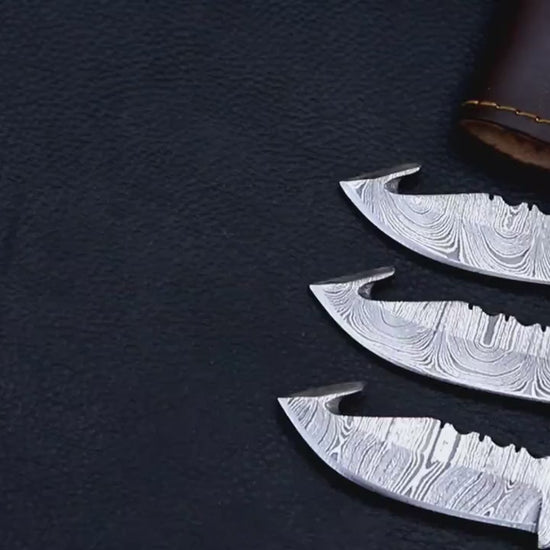 Damascus Folding Knife Set of 3 – Gut Hook Pocket Knives with Leather Sheath, Groomsmen Gift Set, Personalized Hunting Knives, Gift for Him