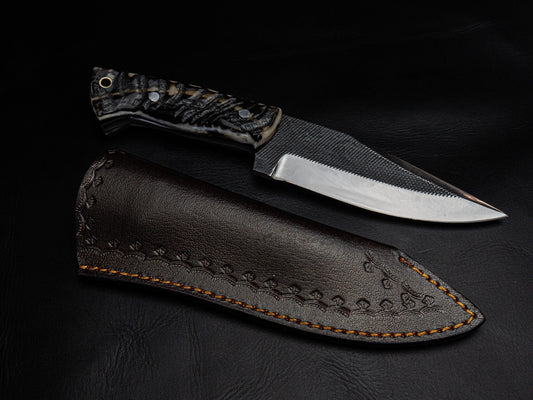 Bowie Knife High Carbon Steel Blade Sheep Horn Handle Full Tang Clip Point Hunting Knife Fixed Blade Leather Sheath Groomsmen Gift for Dad